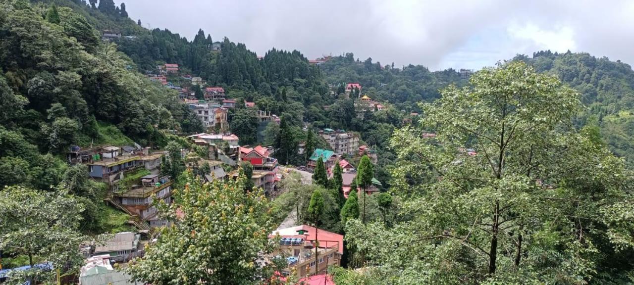 Tharbaling Homestay Darjeeling  Extérieur photo