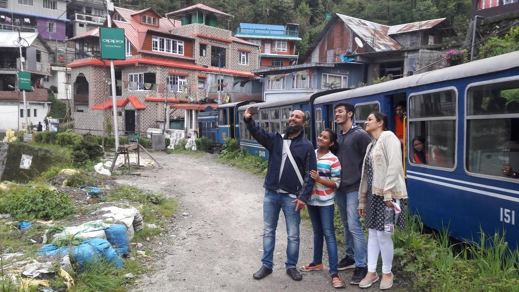 Tharbaling Homestay Darjeeling  Extérieur photo